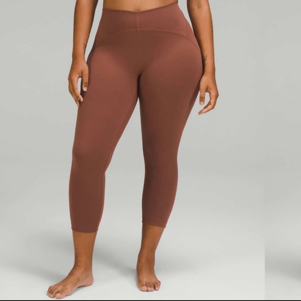 Lululemon Ancient Copper InStill HR Tight 25". Women’s Size 4.